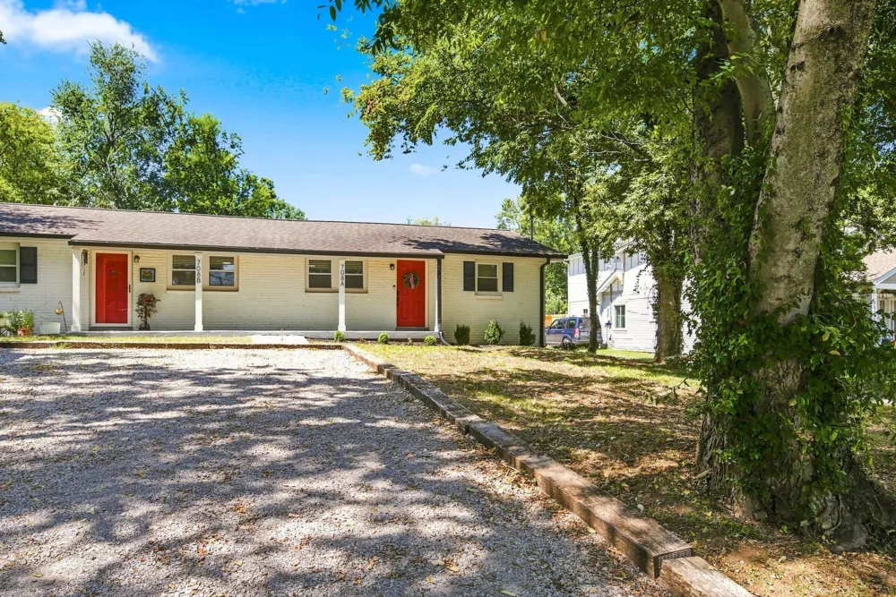 708A Benson St Nashville, TN 37206
