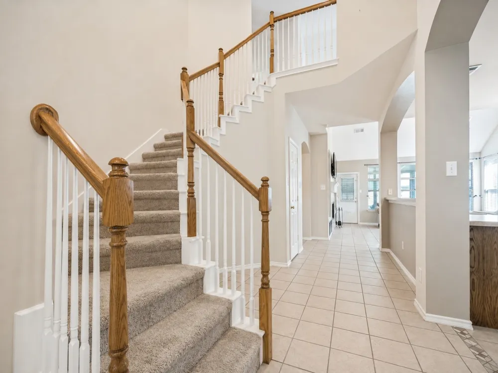 4205 Creek Falls Drive Corinth, TX 76208