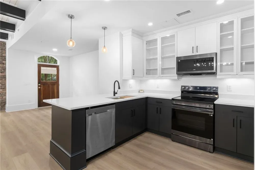 1834 Gordon Manor NE Atlanta, GA 30307