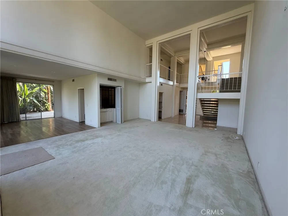 10 Rue Valbonne Newport Beach, CA 92660
