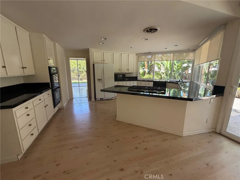 10 Rue Valbonne Newport Beach, CA 92660