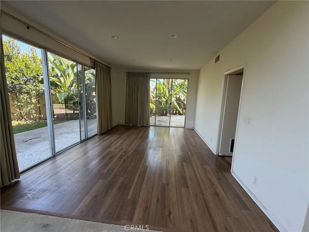 10 Rue Valbonne Newport Beach, CA 92660