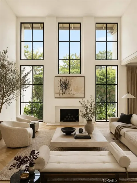 10 Rue Valbonne
