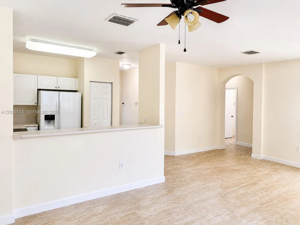230 SE 29th Ave #1 Homestead, FL 33033