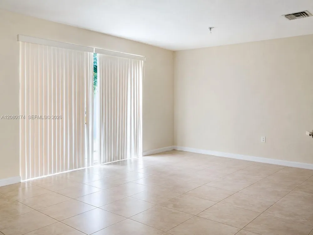 230 SE 29th Ave #1 Homestead, FL 33033