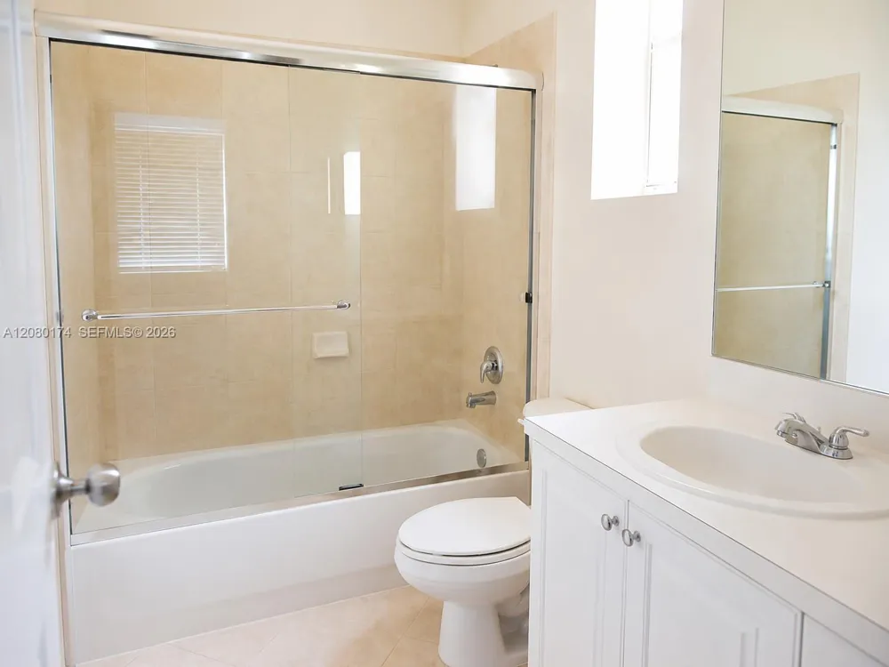 230 SE 29th Ave #1 Homestead, FL 33033