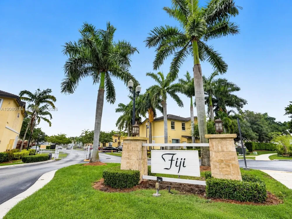 230 SE 29th Ave #1 Homestead, FL 33033