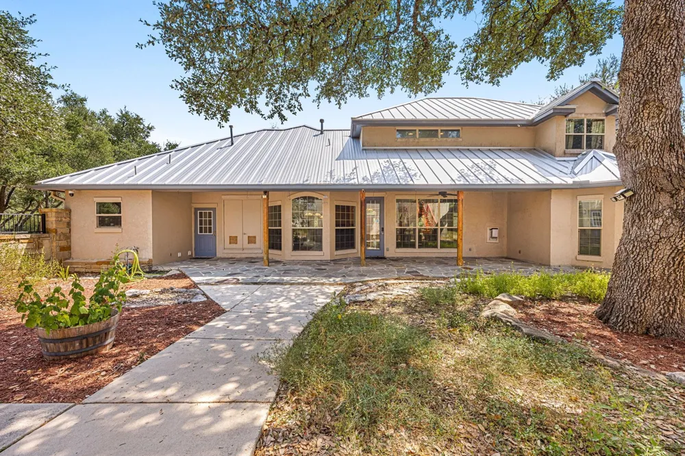 373 Wentworth Spring Branch, TX 78070
