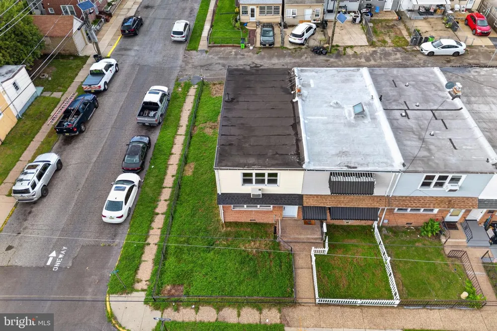 401 BERGEN STREET Gloucester City, NJ 08030