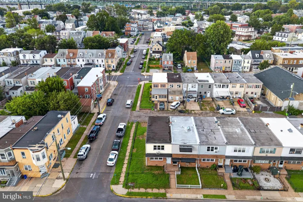 401 BERGEN STREET Gloucester City, NJ 08030