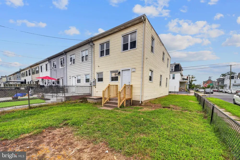 401 BERGEN STREET Gloucester City, NJ 08030