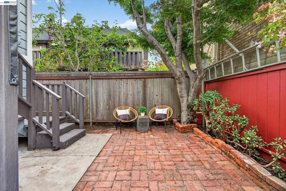 1320 9Th St Alameda, CA 94501