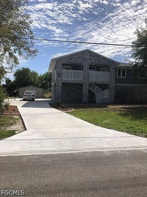 Broadpoint Drive