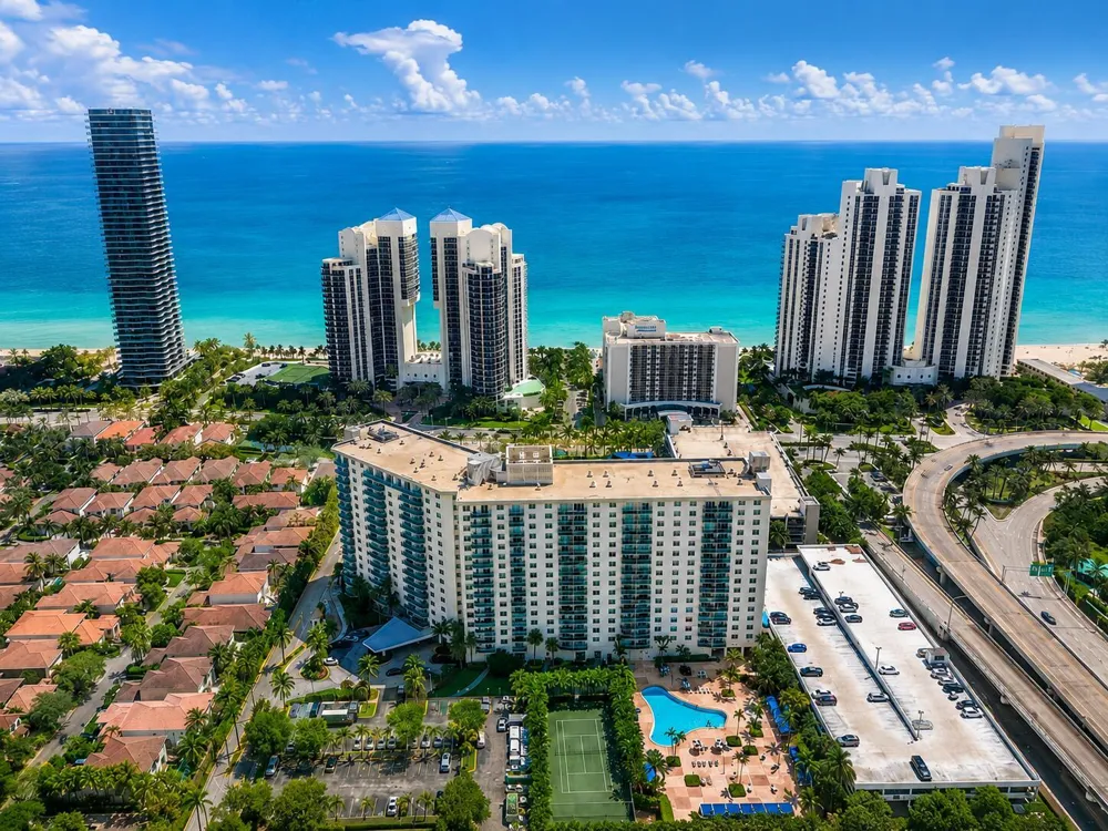 19370 Collins Avenue #301 Sunny Isles Beach, FL 33160