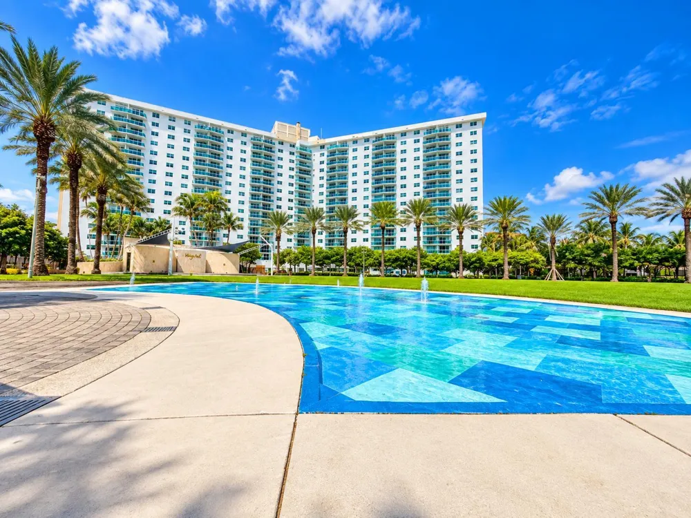 19370 Collins Avenue #301 Sunny Isles Beach, FL 33160