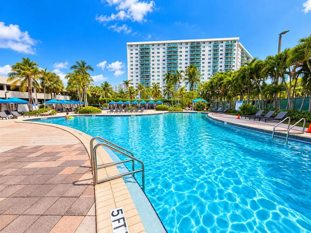 19370 Collins Avenue #301 Sunny Isles Beach, FL 33160