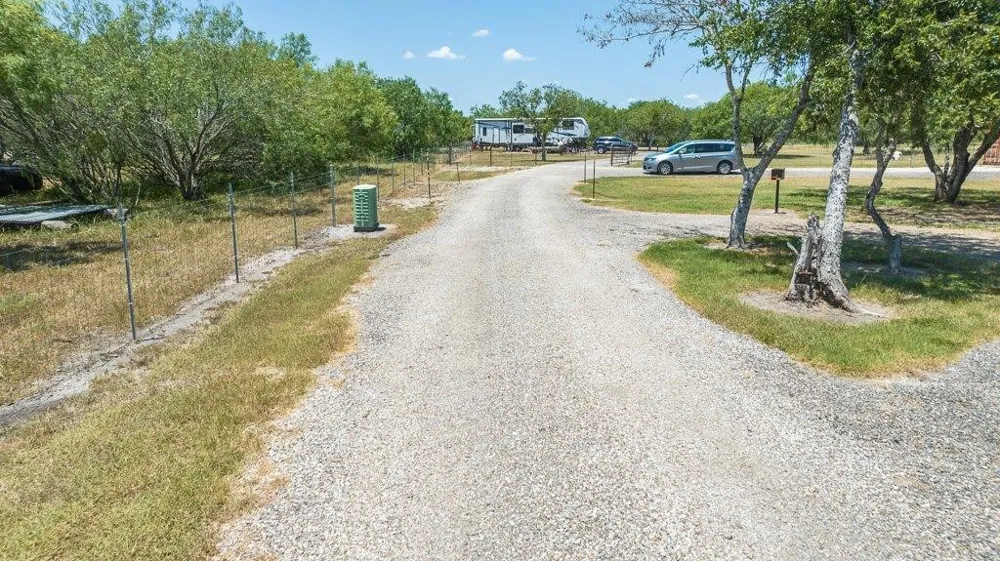 9223 County Road 2249 Sinton, TX 78387