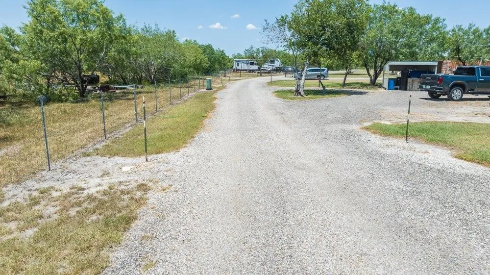 9223 County Road 2249 Sinton, TX 78387
