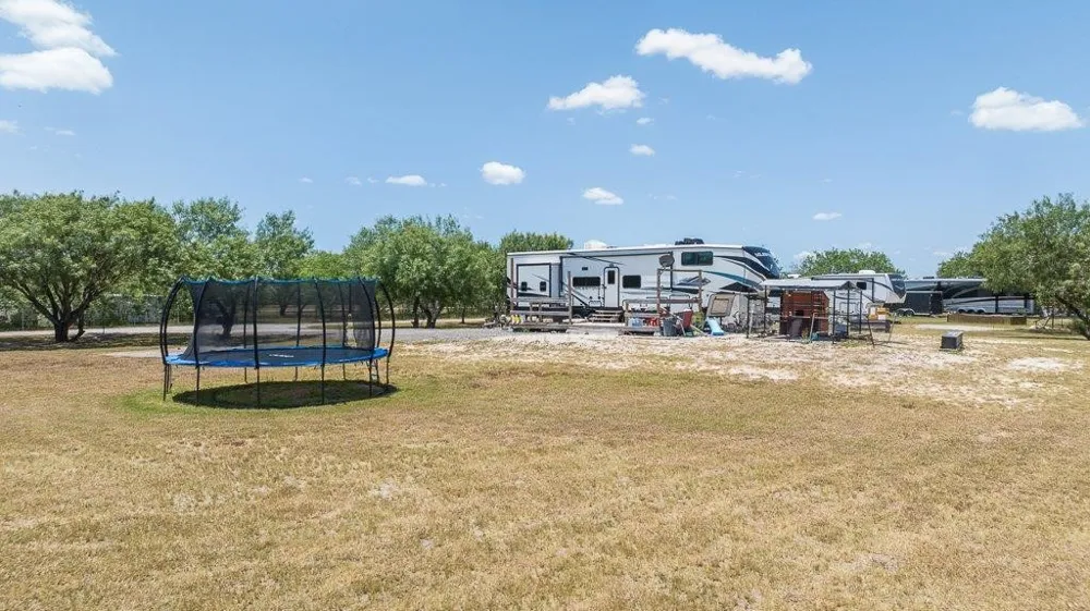 9223 County Road 2249 Sinton, TX 78387