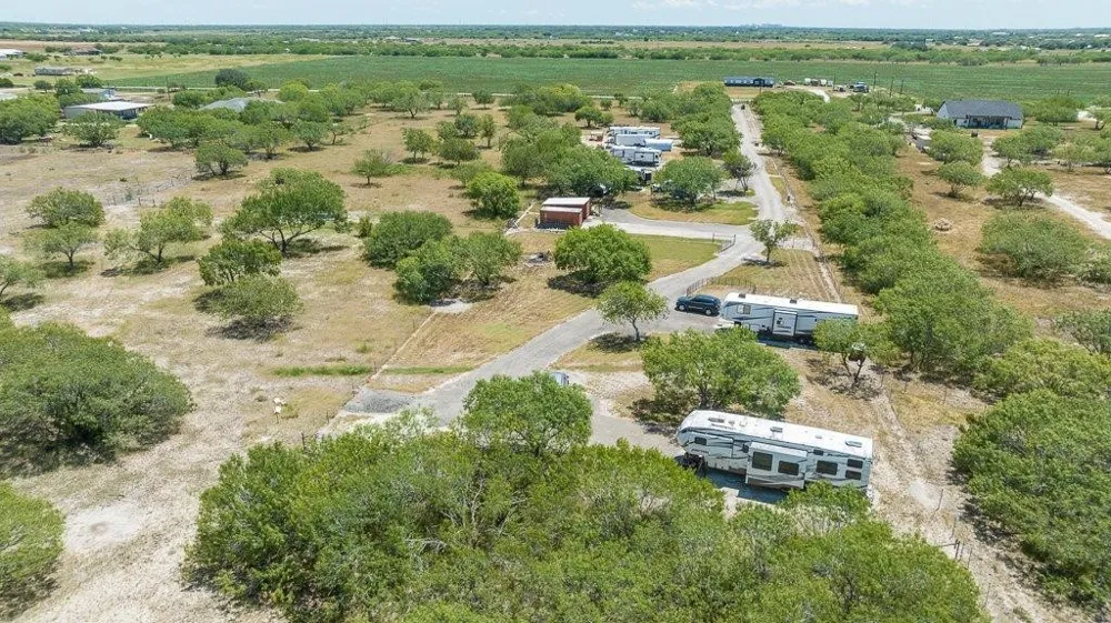 9223 County Road 2249 Sinton, TX 78387