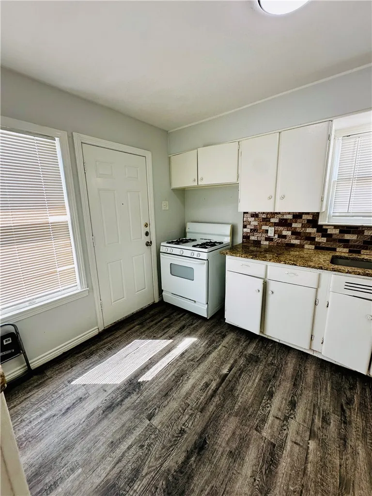 746 Sharon Drive Corpus Christi, TX 78412