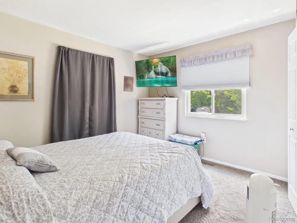 4411 Huckleberry Circle Deerfield Township, MI 48421