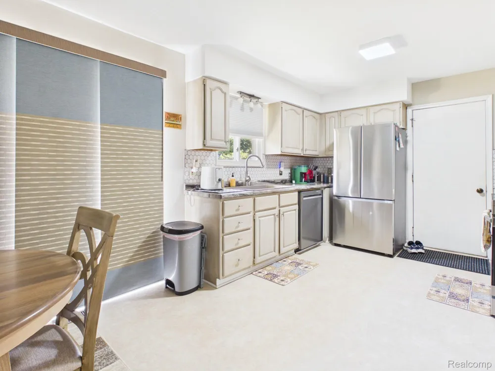 4411 Huckleberry Circle Deerfield Township, MI 48421