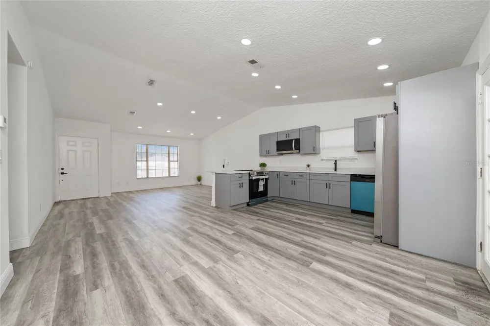276 18TH STREET NE Winter Haven, FL 33881