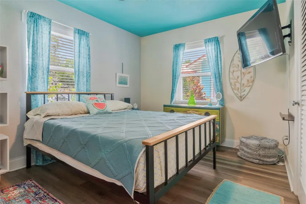 1928 SPRINGTIME AVENUE Clearwater, FL 33755