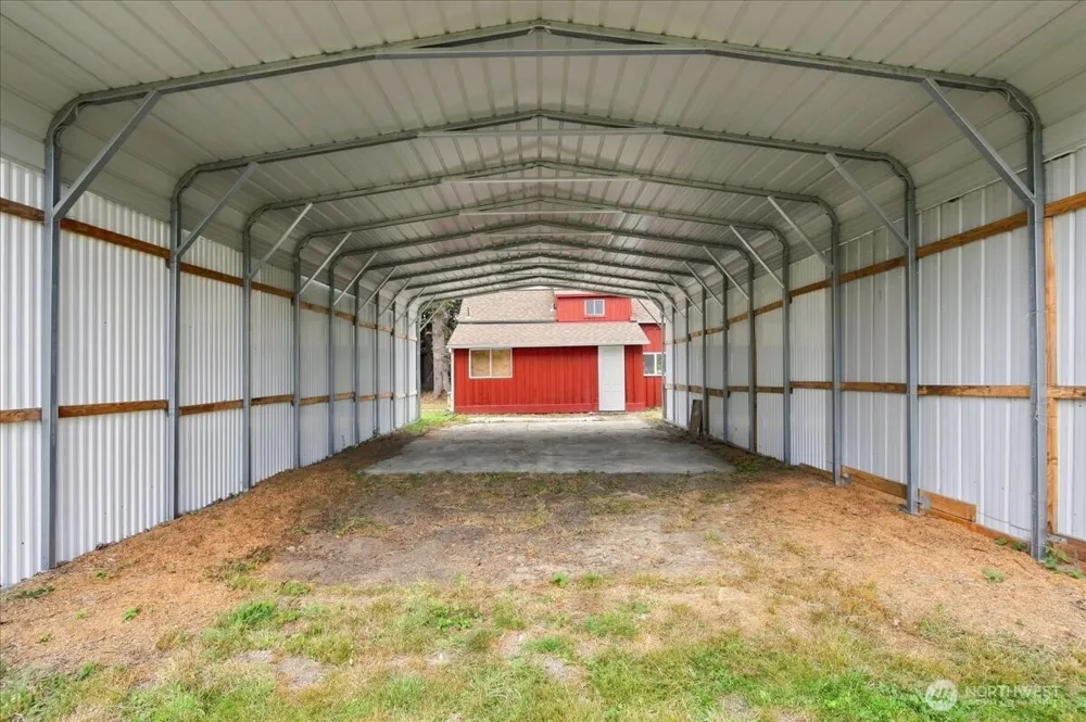 696 Toledo Salmon Creek Road Toledo, WA 98591