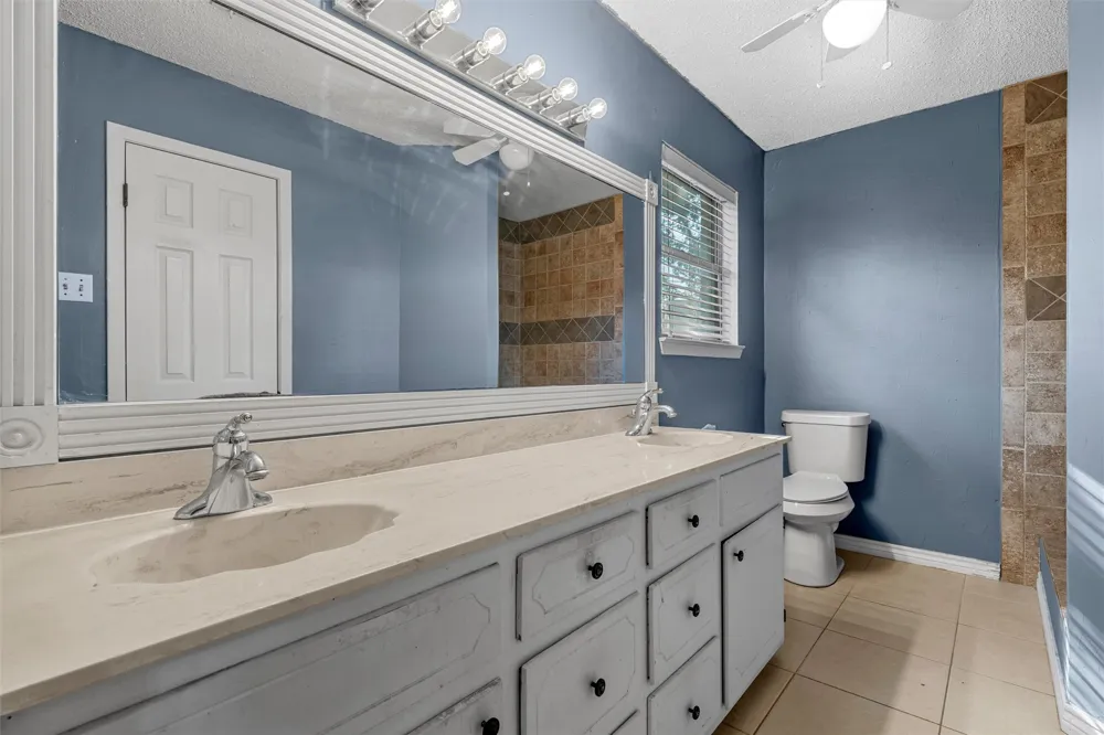 739 Old Robinson Road Robinson, TX 76706