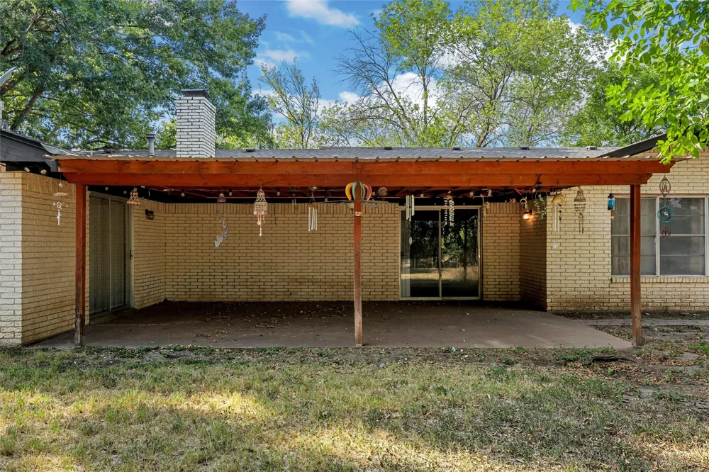 739 Old Robinson Road Robinson, TX 76706