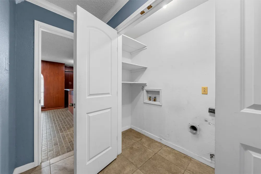 739 Old Robinson Road Robinson, TX 76706