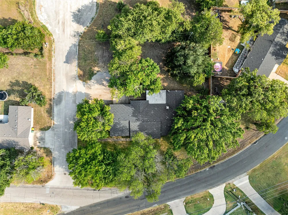 739 Old Robinson Road Robinson, TX 76706