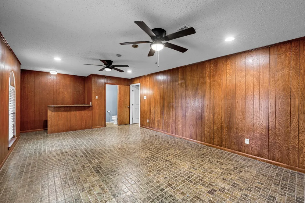 739 Old Robinson Road Robinson, TX 76706