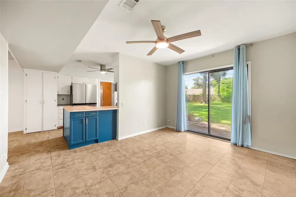 103 Ligustrum Street Lake Jackson, TX 77566