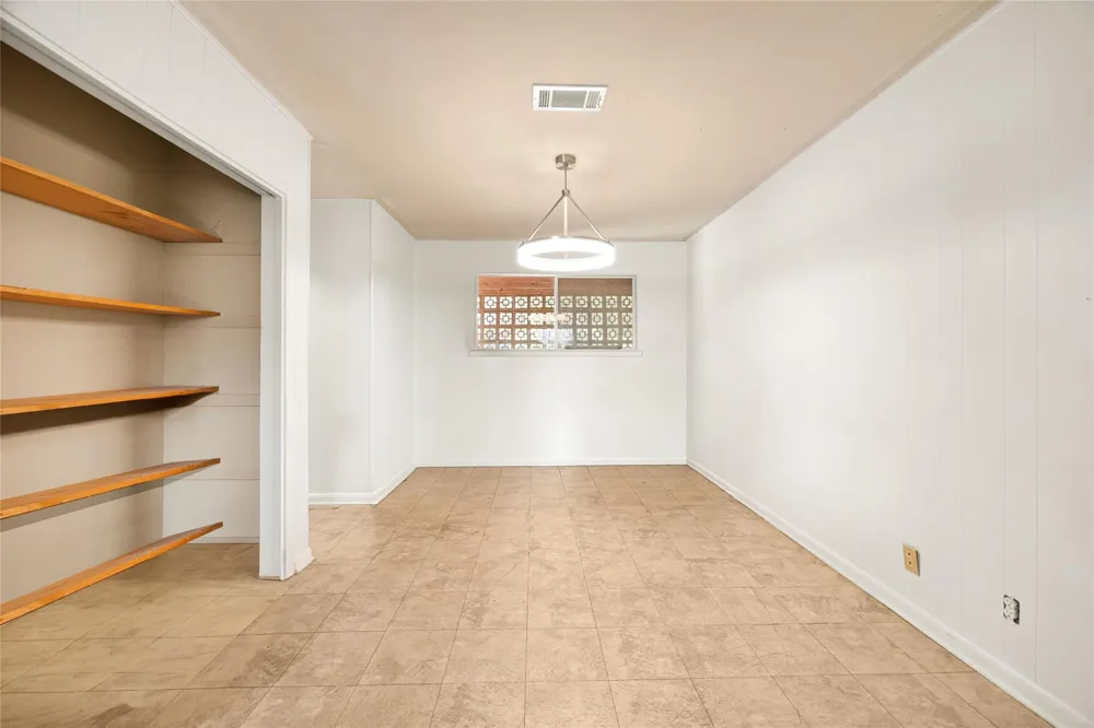 103 Ligustrum Street Lake Jackson, TX 77566
