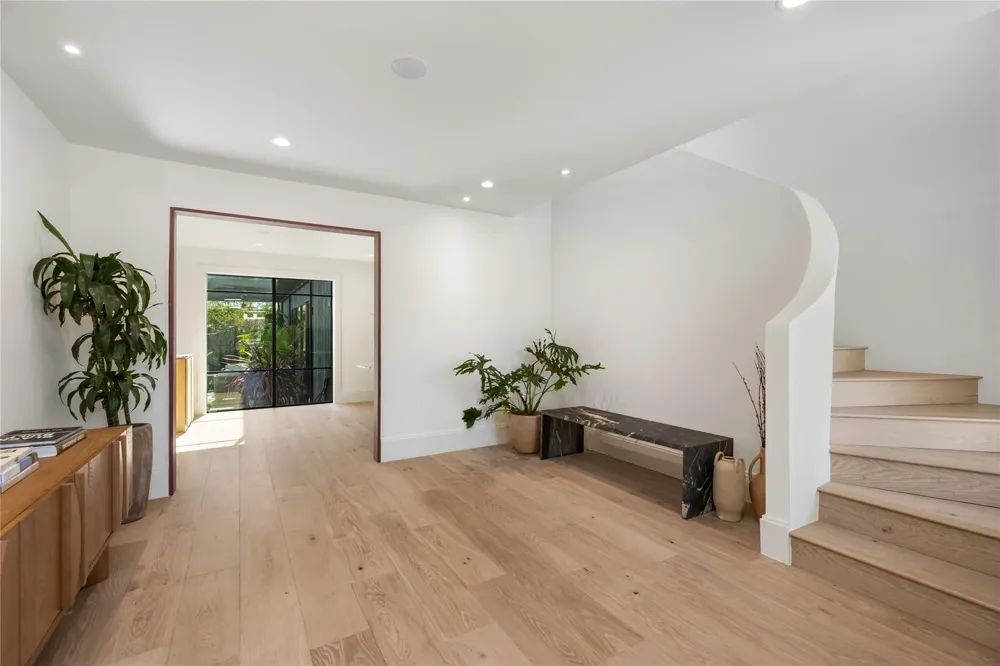 419 W 30th Street Houston, TX 77018