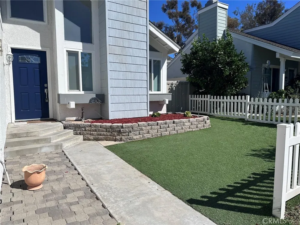 29 Wintermist Irvine, CA 92614