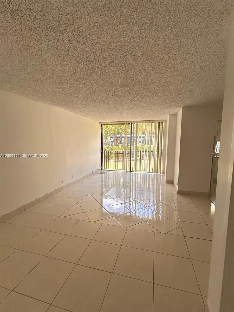 17011 Bay Rd #112 Sunny Isles Beach, FL 33160