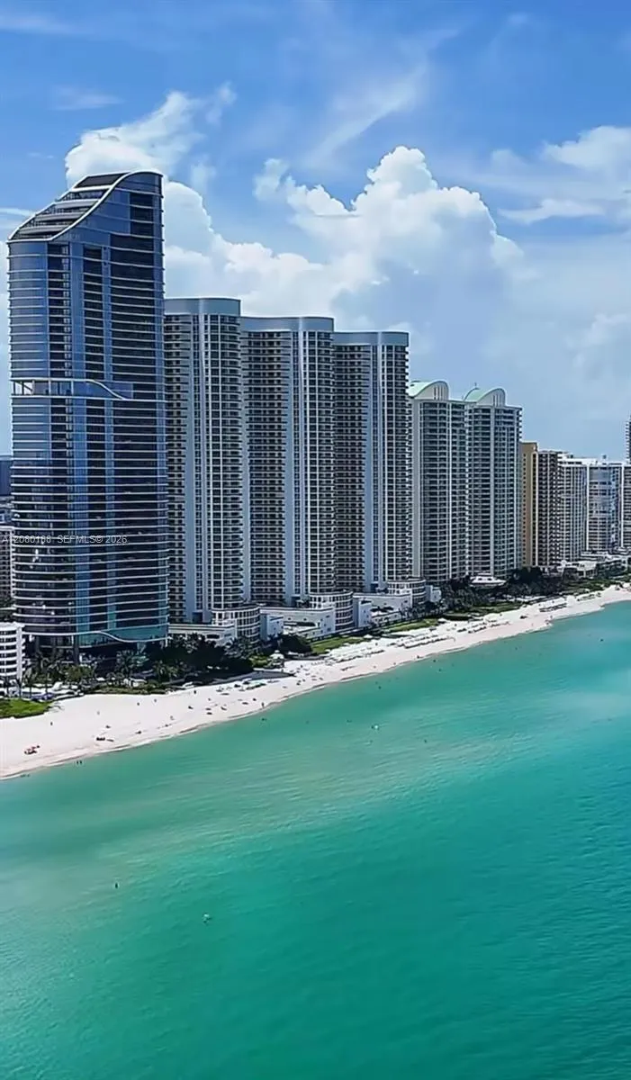 17011 Bay Rd #112 Sunny Isles Beach, FL 33160