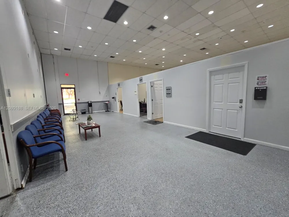 17011 Bay Rd #112 Sunny Isles Beach, FL 33160