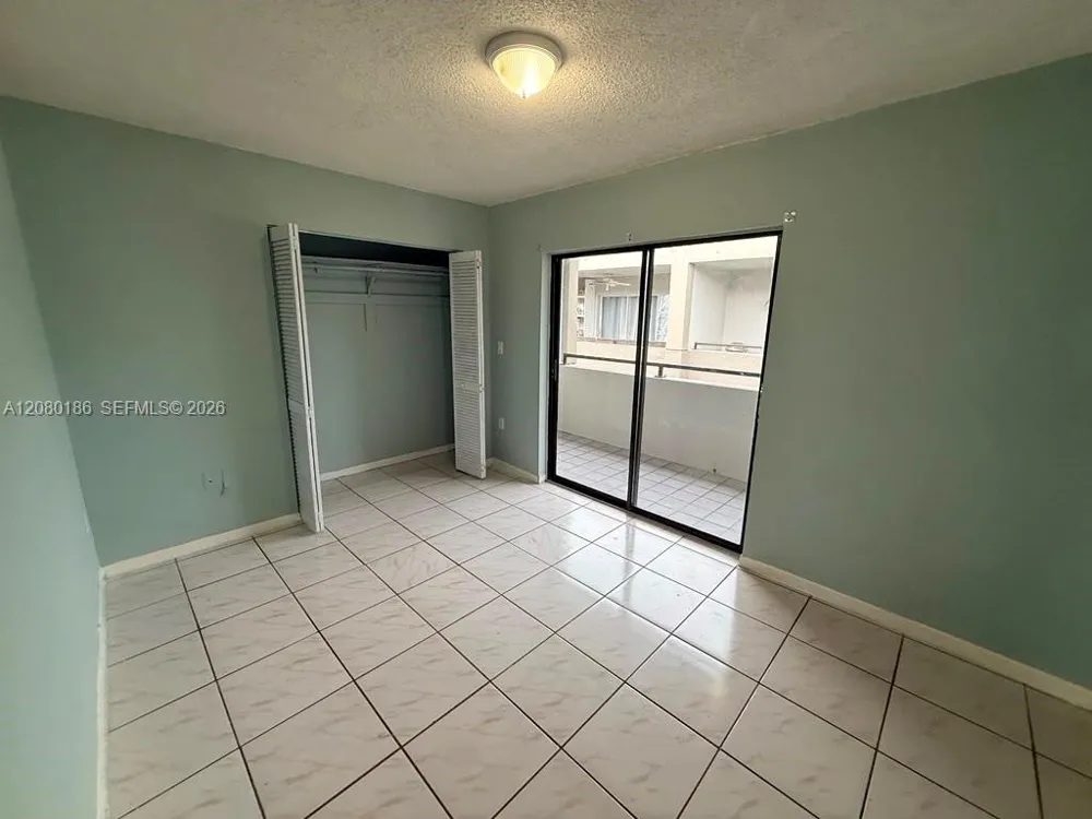 5391 W 22nd Ct #205 Hialeah, FL 33016