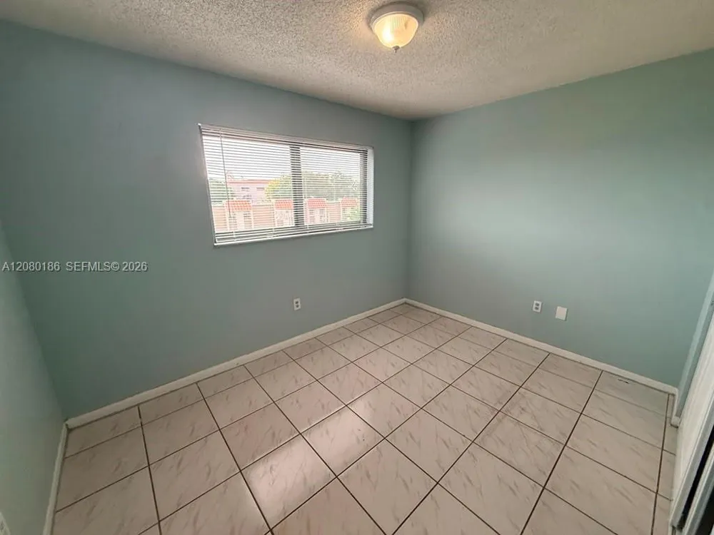 5391 W 22nd Ct #205 Hialeah, FL 33016