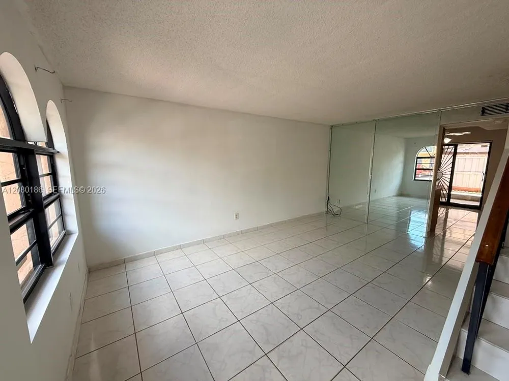 5391 W 22nd Ct #205 Hialeah, FL 33016