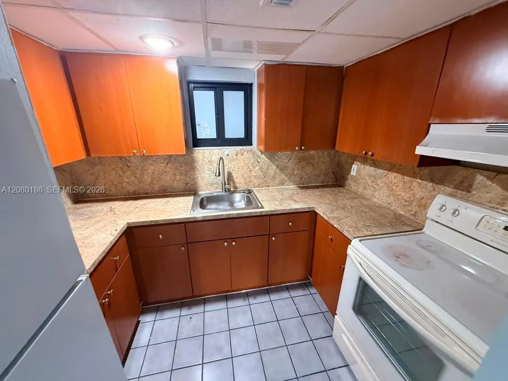 5391 W 22nd Ct #205 Hialeah, FL 33016