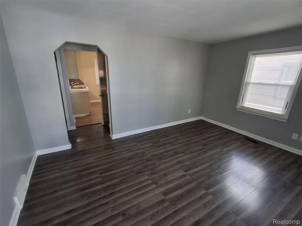 15829 Beaverland Street Detroit City, MI 48223