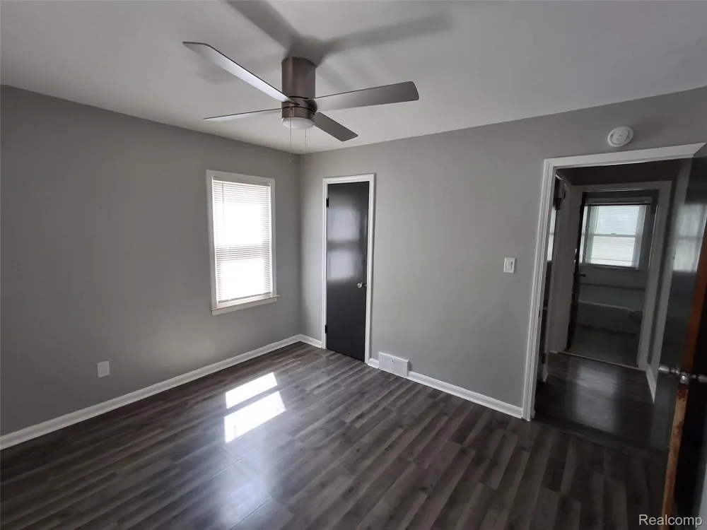 15829 Beaverland Street Detroit City, MI 48223