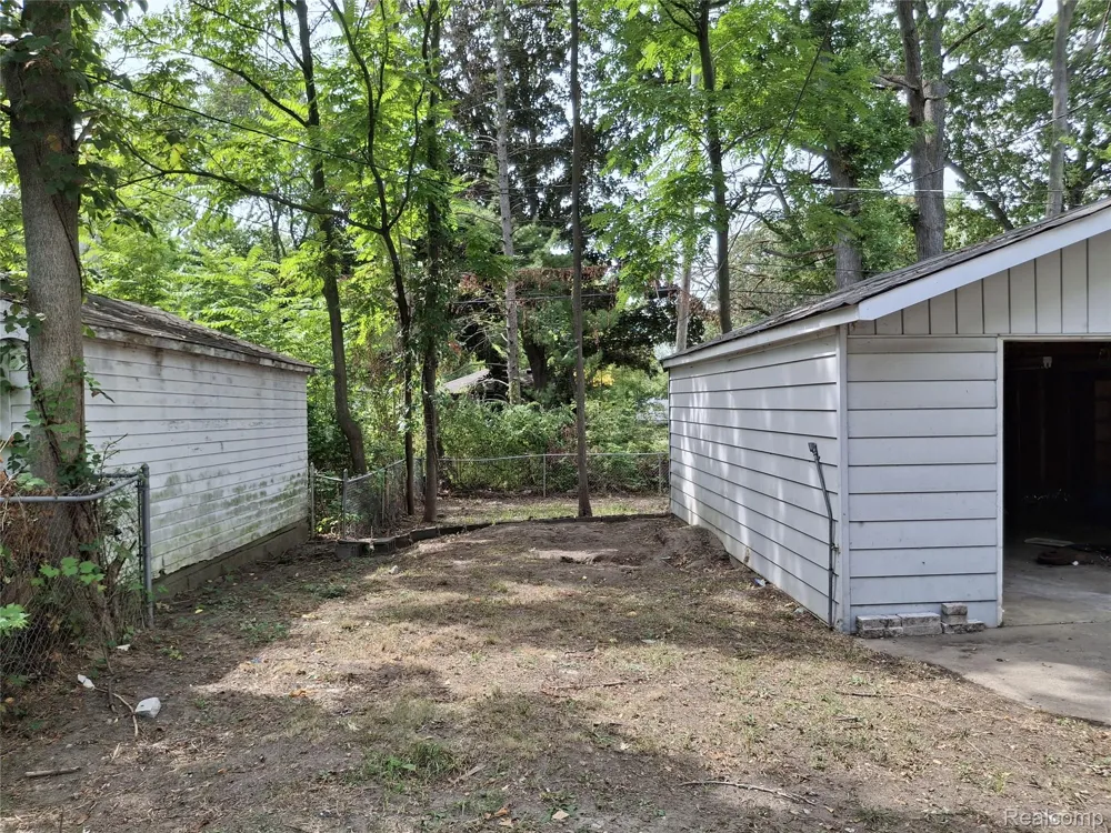 15829 Beaverland Street Detroit City, MI 48223