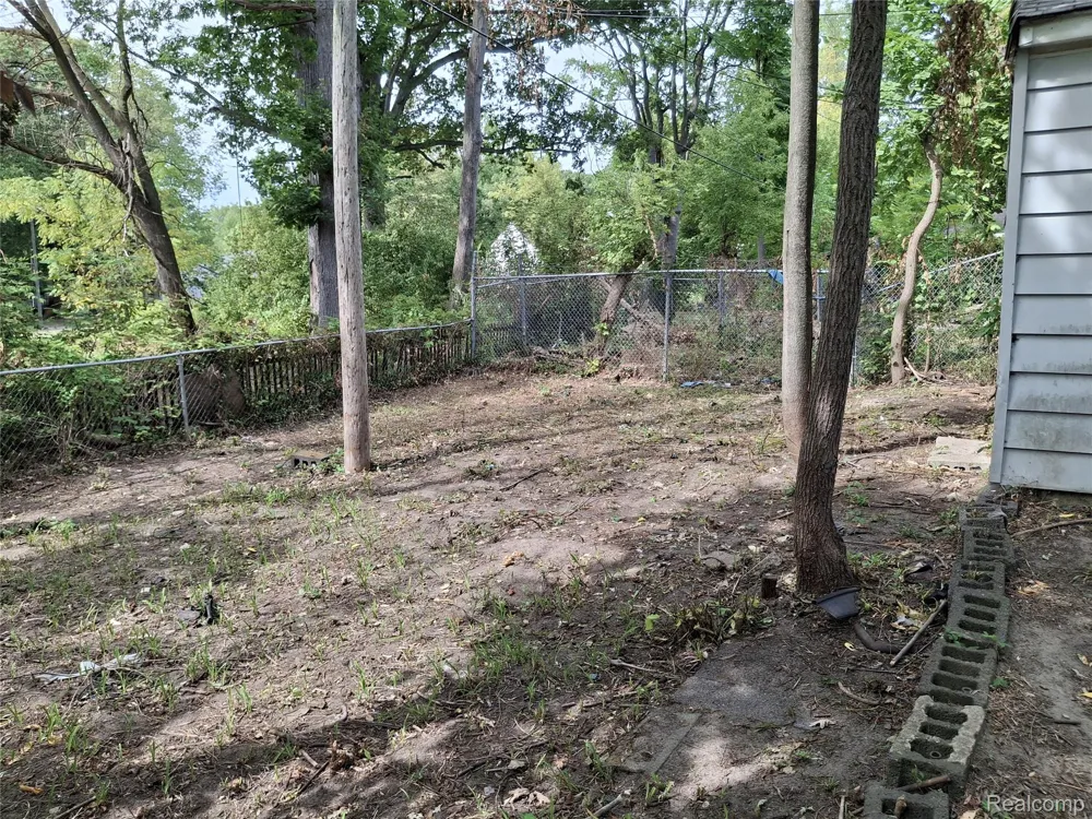 15829 Beaverland Street Detroit City, MI 48223